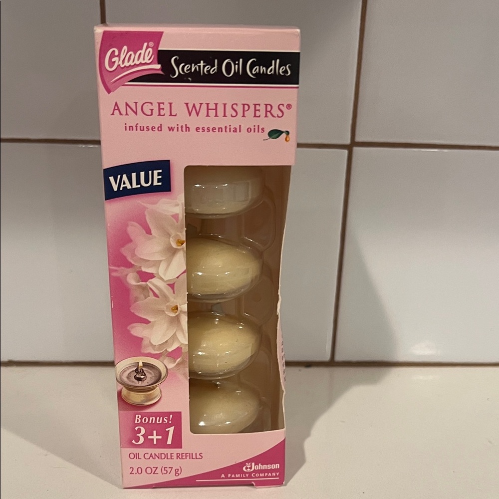 Glade Angel Whispers Scented Oil Candle Refills - Pink and Cream- new in box